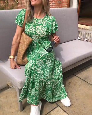 Kortermet lang kjole med blomstertrykk