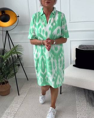 Kjole med kortermet jakkeslag