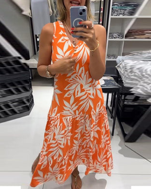 Uformell ermeløs kjole med lønneblad