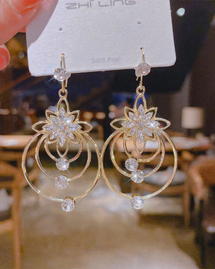 Crystal Lotus tre bøyler øredobber