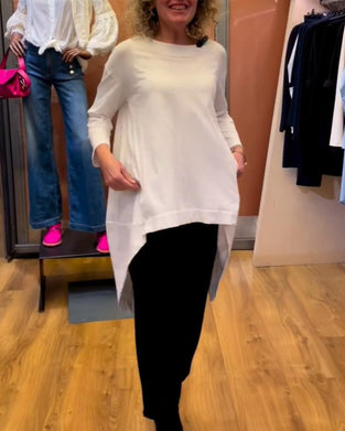 Ensfarget topp med rund hals