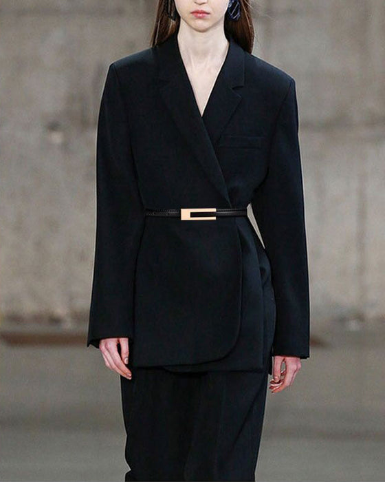 Enkelt retro ensfarget tynt belte