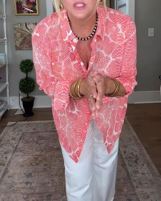 Blus Med Knappet Og Strukturert Egenskaper