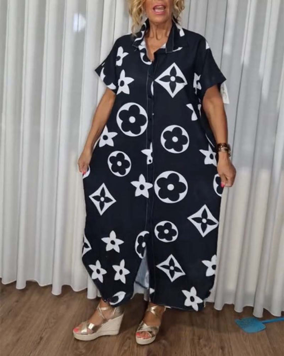 Uformell kjole med jakkeslag med kontrasttrykk