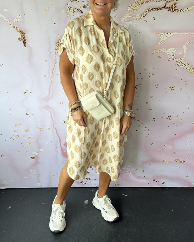 Jakkeslag kortermet løs kjole