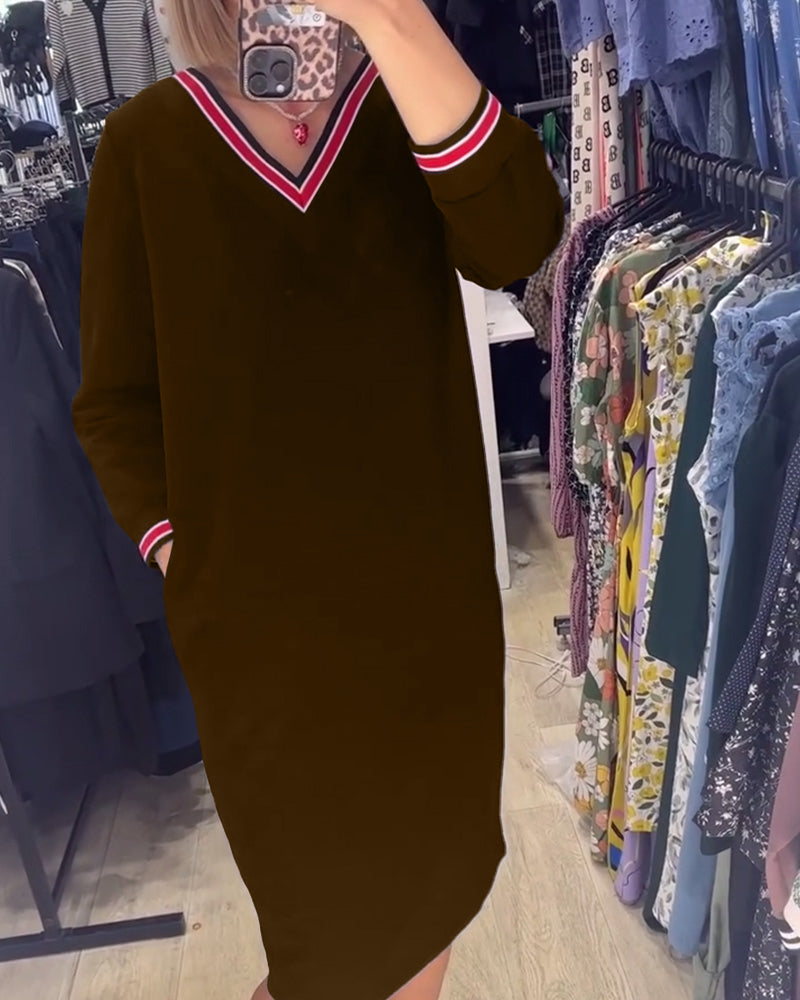 V-hals kjole med lommer