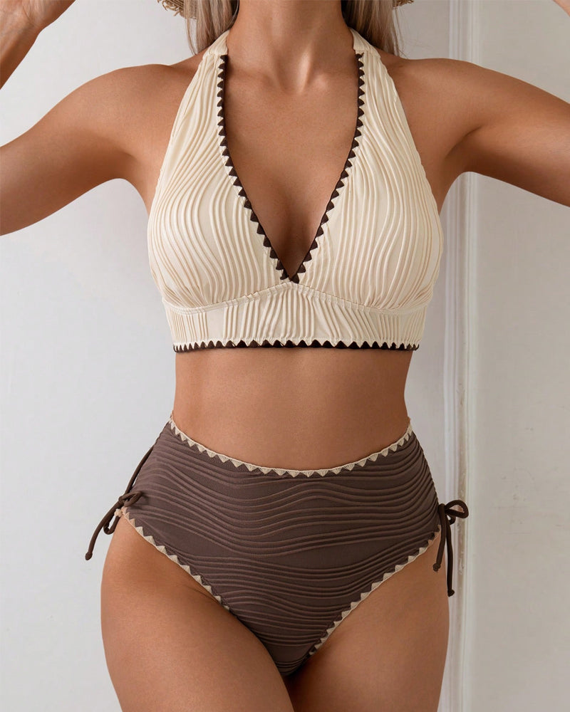 Bikini To-dels Set Med Halterhals og Kontrastfarge Design