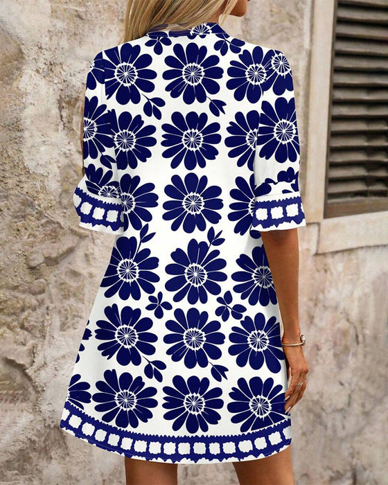 Elegant Rett Kjole Med Floral Trykk
