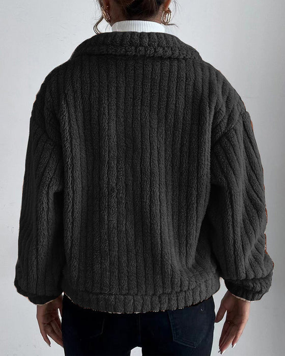 Uformell ensfarget jakke med jakkeslag med lange ermer fortykket