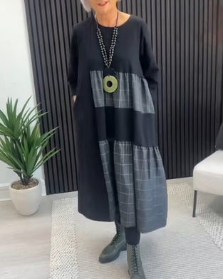 Uformell kjole med rutete patchwork og lomme