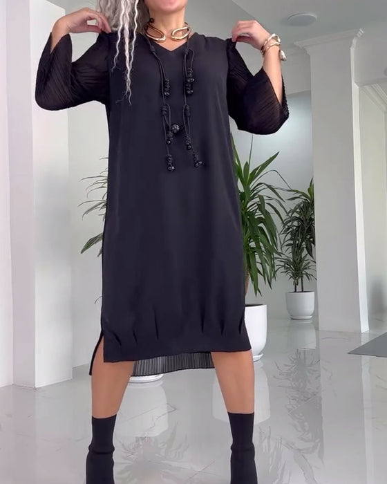 Ensfarget fritidskjole med slits