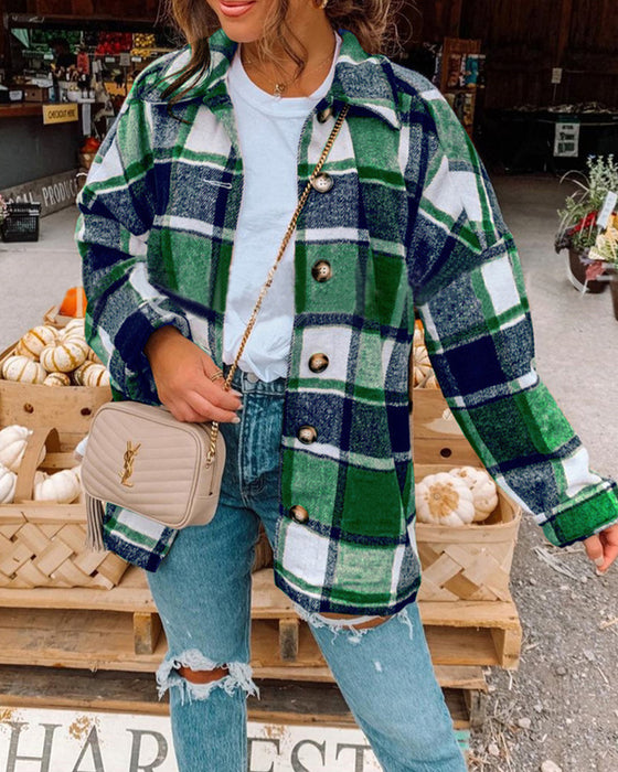 Uformell jakke med rutetetrykk med knapper