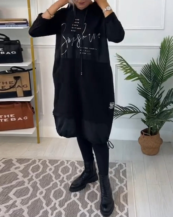 Uformell hettekjole med lomme med fargeblokktrykk