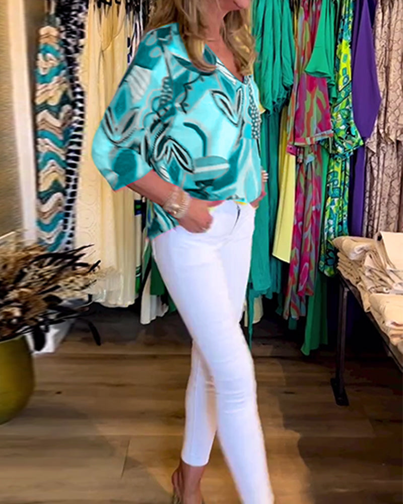 Langermet, løs bluse med trykk