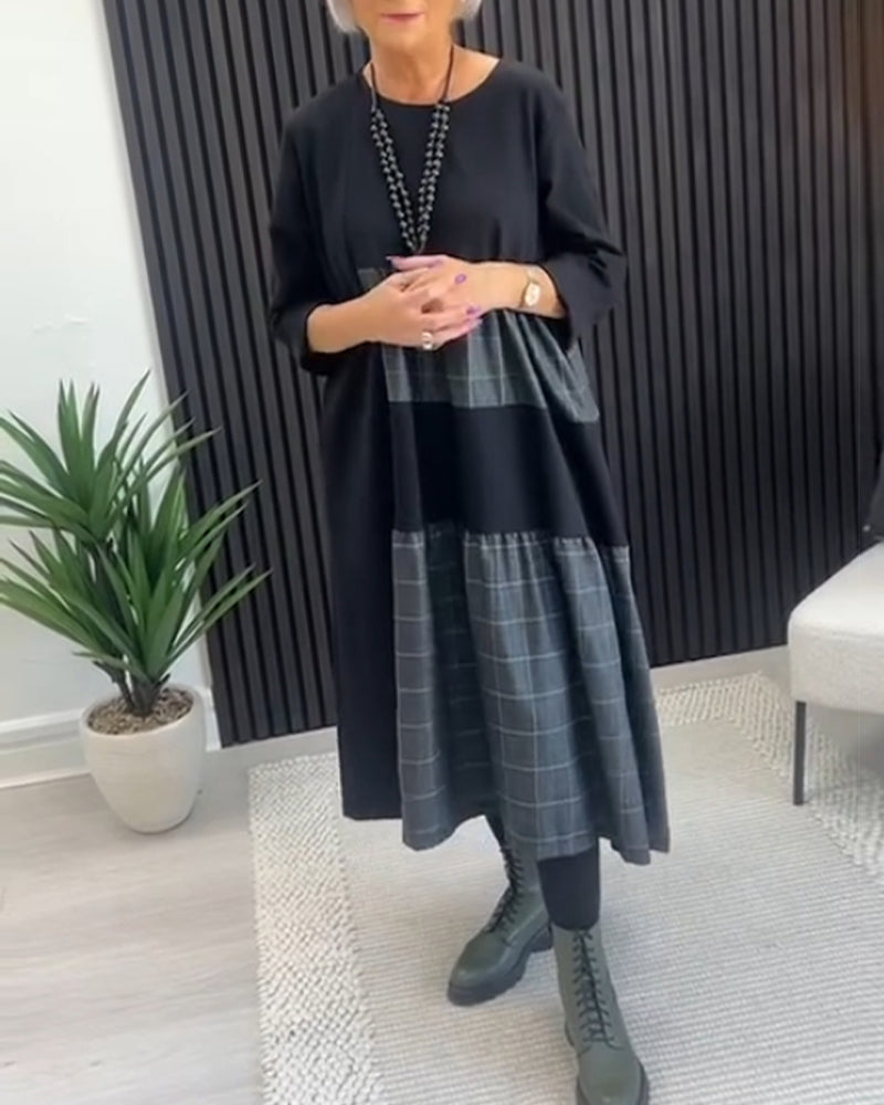 Uformell kjole med rutete patchwork og lomme