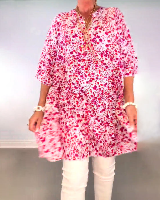 kjole med løs stil og blomster