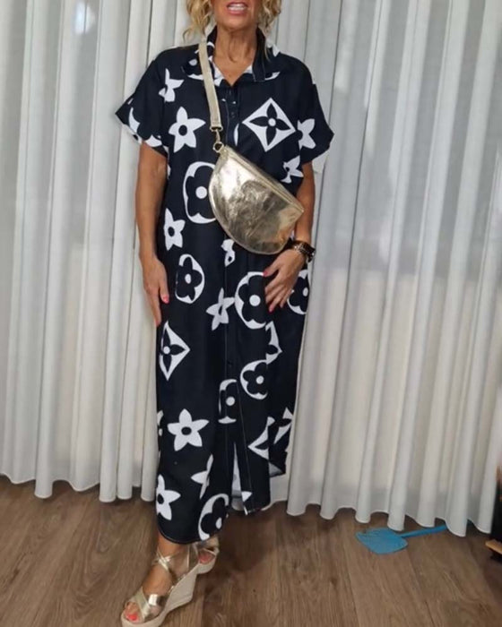 Uformell kjole med jakkeslag med kontrasttrykk