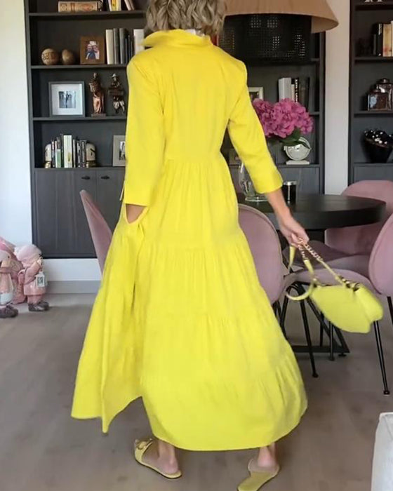 Uformell ensfarget kjole med jakkeslagslomme og patchwork