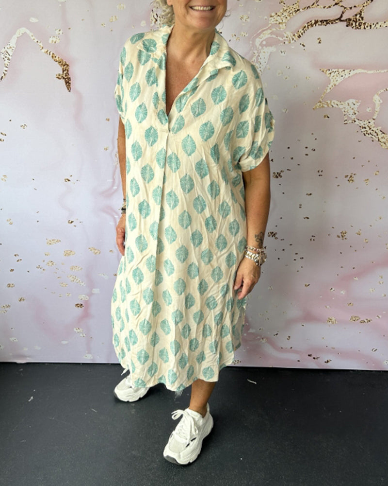 Jakkeslag kortermet løs kjole