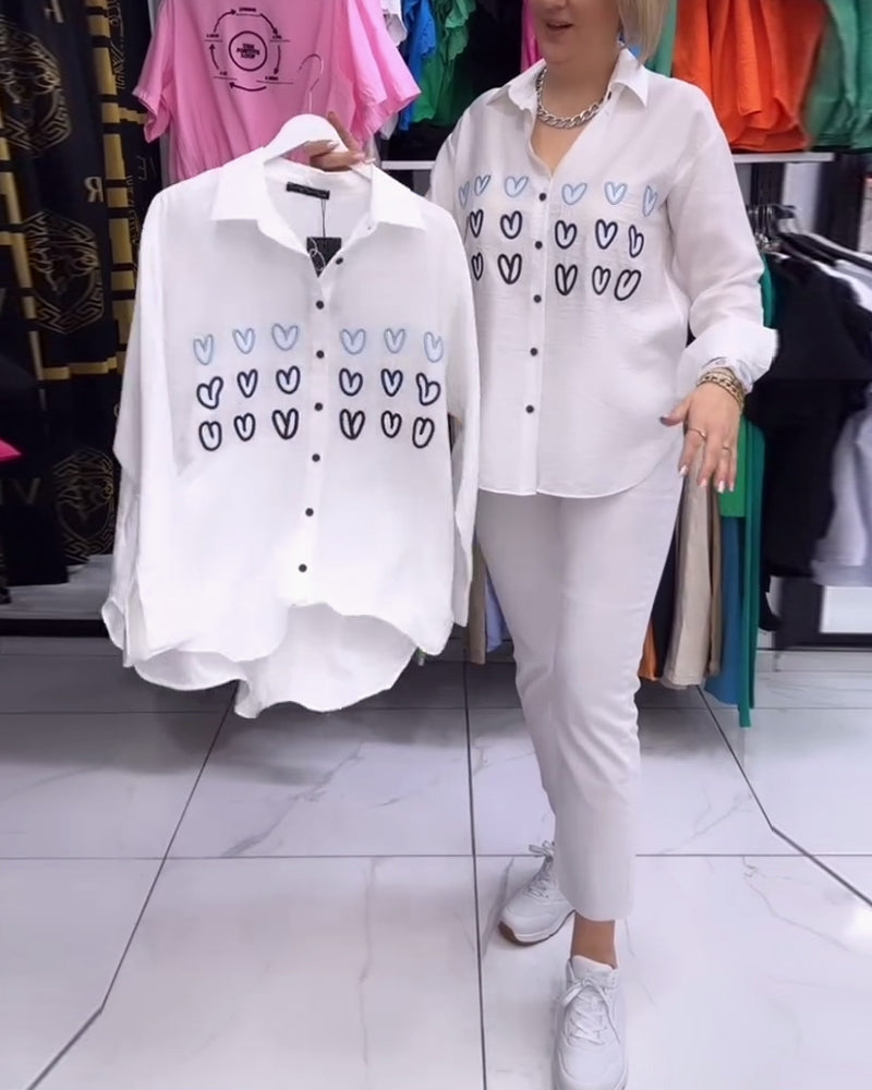 Enkel skjorte med hjertetrykk