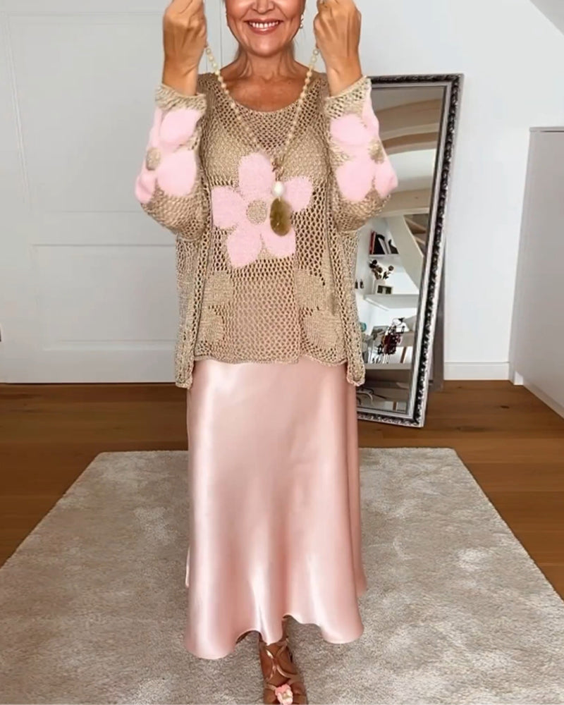 Uformell blomstret genser med lange ermer med rund hals og hul