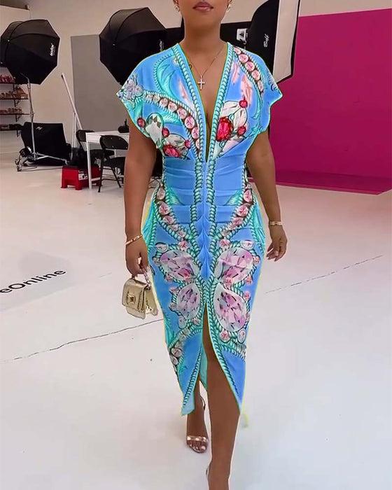 Kjole med dyp V spalt i midjen