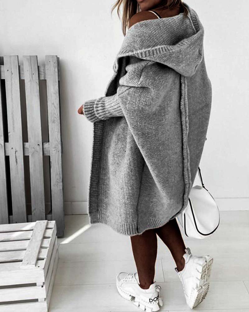 Enkel ensfarget cardigan med flaggermus hette