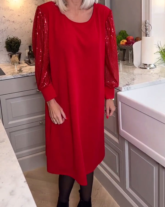 Fasjonabel ensfarget langermet kjole med paljettpatchwork