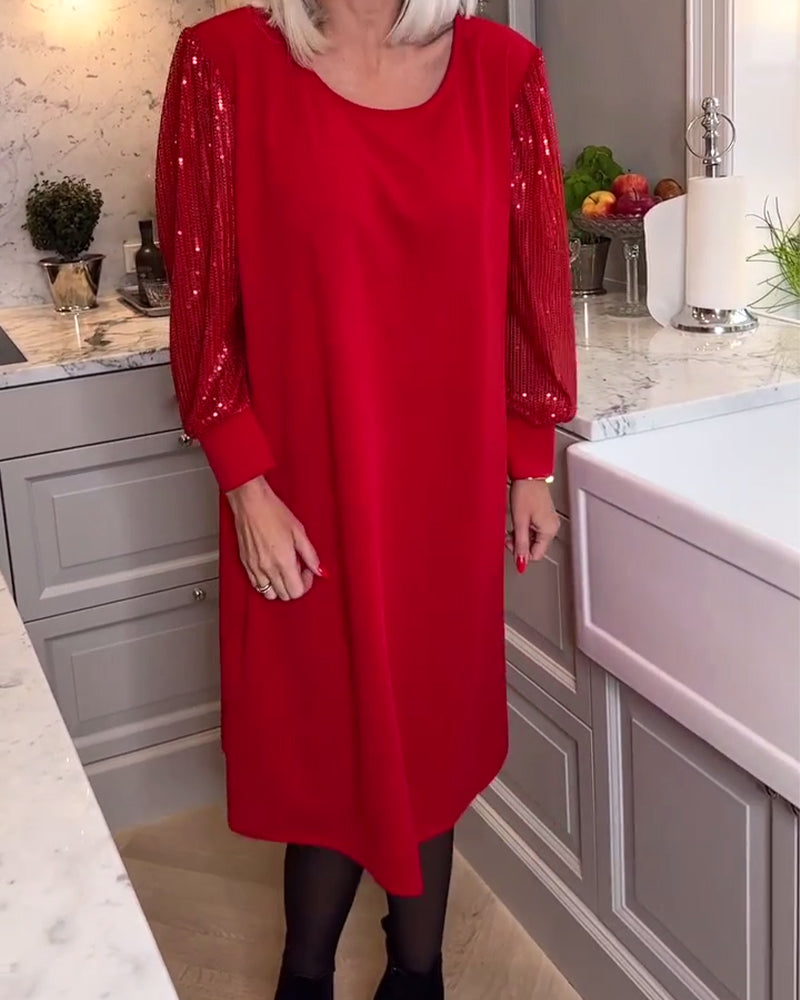 Fasjonabel ensfarget langermet kjole med paljettpatchwork