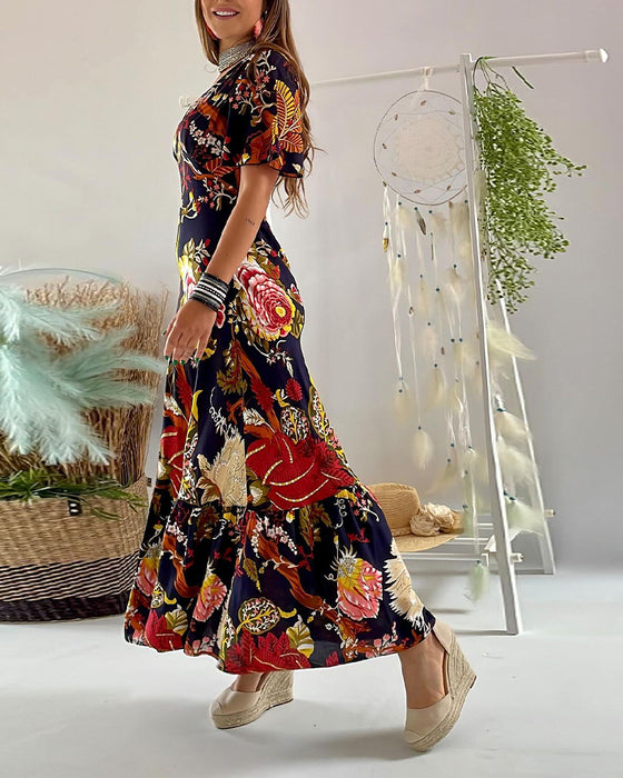 Elegant kortermet kjole med v-hals