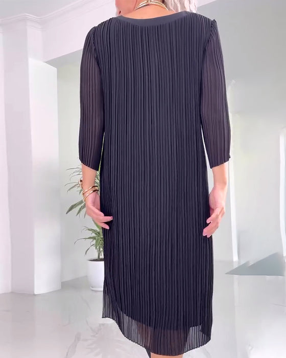 Ensfarget fritidskjole med slits