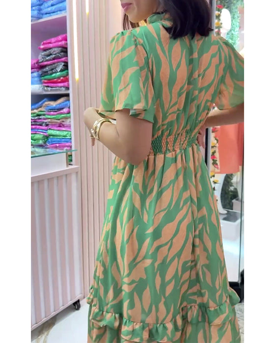 Elegant kjole med midjetrykt