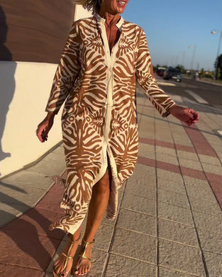 Kjole med lange ermer med trykk