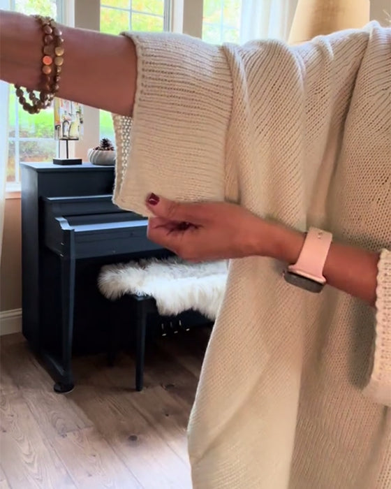 Mote ensfarget flaggermusermet genser med rund hals