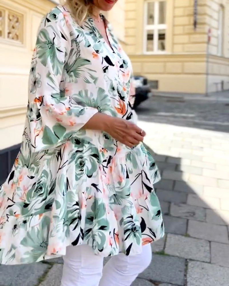 Blomstret elegant bluse med V-hals