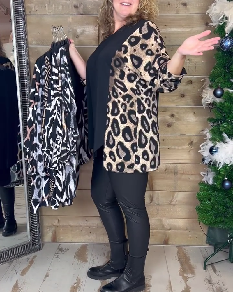 Avslappet topp med rund hals i leopard