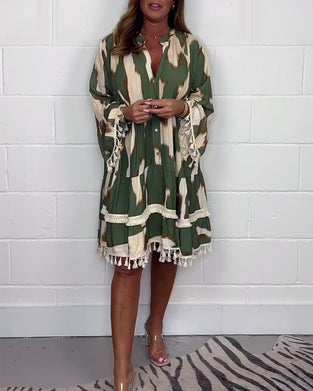 Uformell kjole med frynser med vintage print