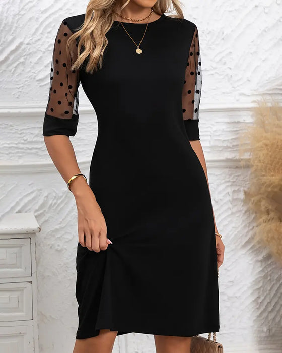 Elegant Kjole Med Tüllpaneler