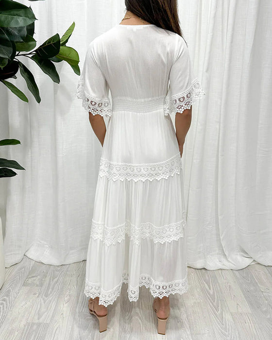Elegant lang kjole med V-hals