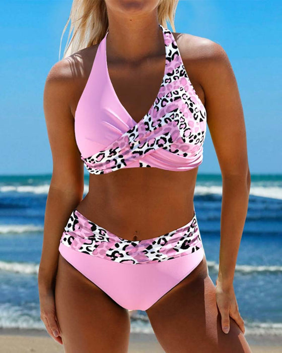 Halterneck bikini med lappeteppe i leopard