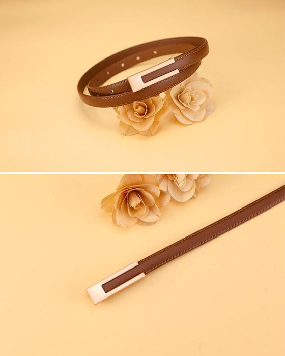 Enkelt retro ensfarget tynt belte