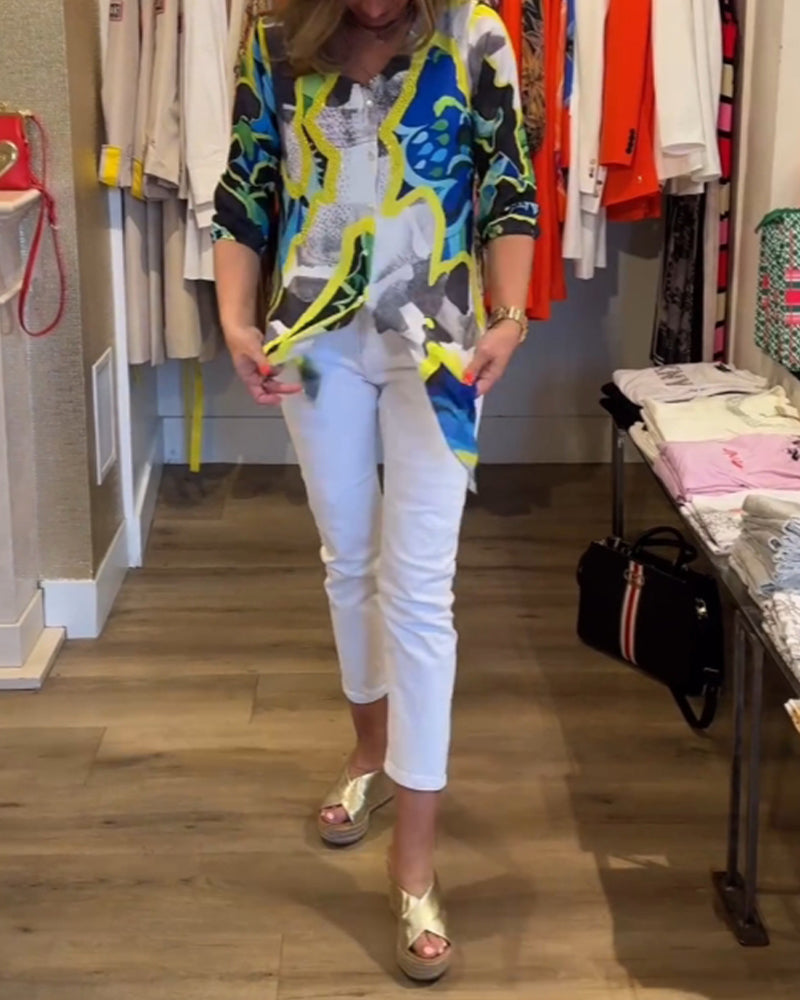 Bluse med V-hals med blomstertrykk