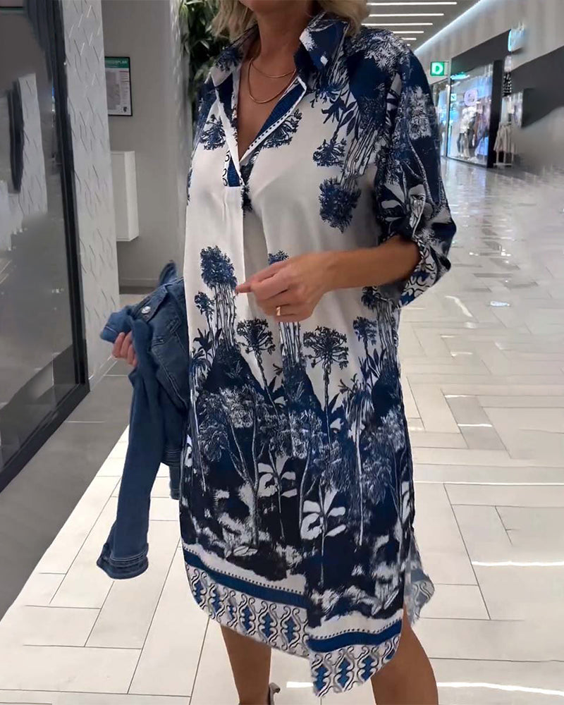 Uformell kjole med trekvart ermer i jakkeslag med botanisk trykk