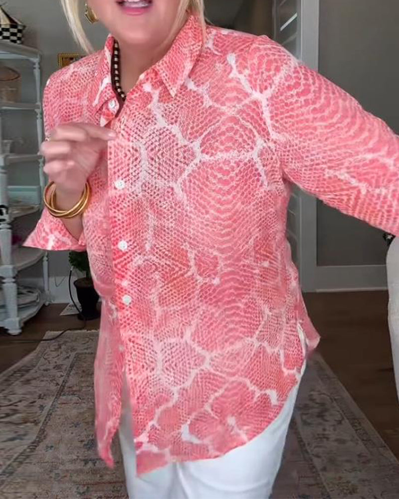 Blus Med Knappet Og Strukturert Egenskaper