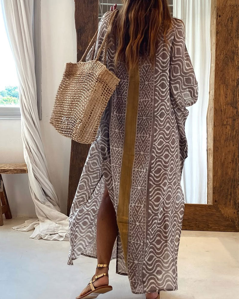 Løs Og Vintage Kjole I Feriestil