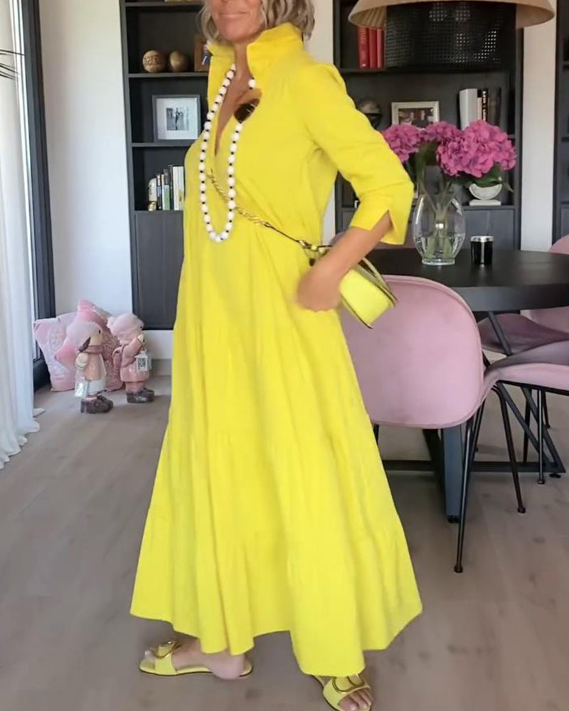 Uformell ensfarget kjole med jakkeslagslomme og patchwork