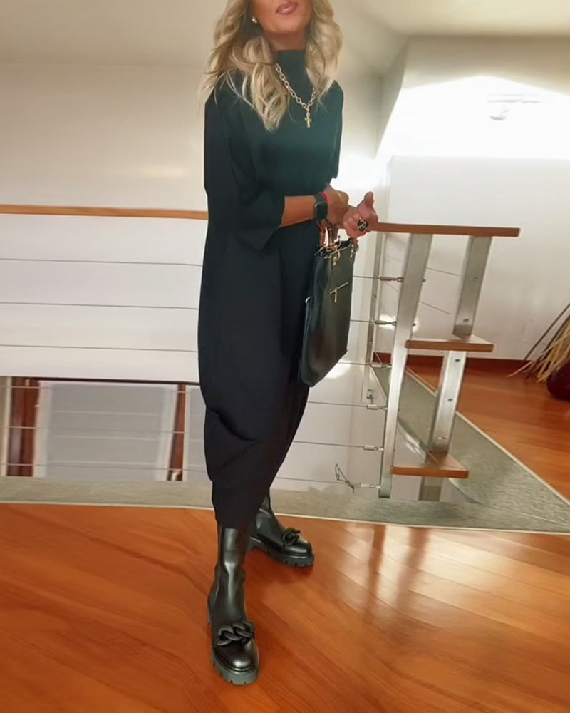 Ensfarget løs fritidskjole med høy krage