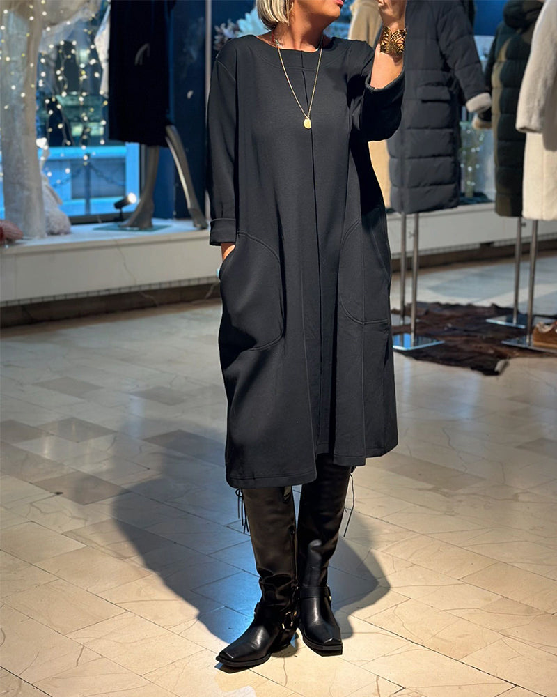 Uformell ensfarget løs kjole med rund hals