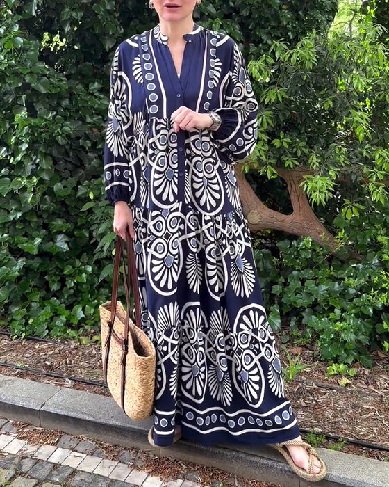 Uformell langermet kjole med retrotrykk