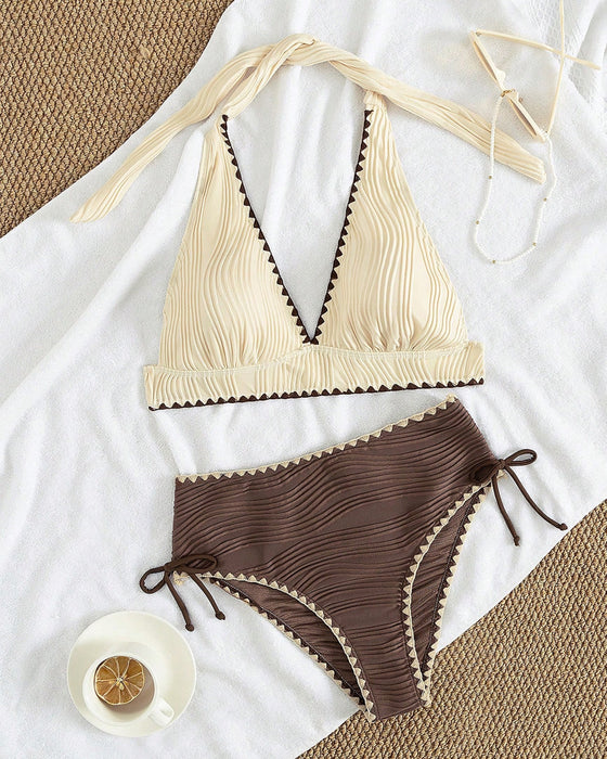 Bikini To-dels Set Med Halterhals og Kontrastfarge Design